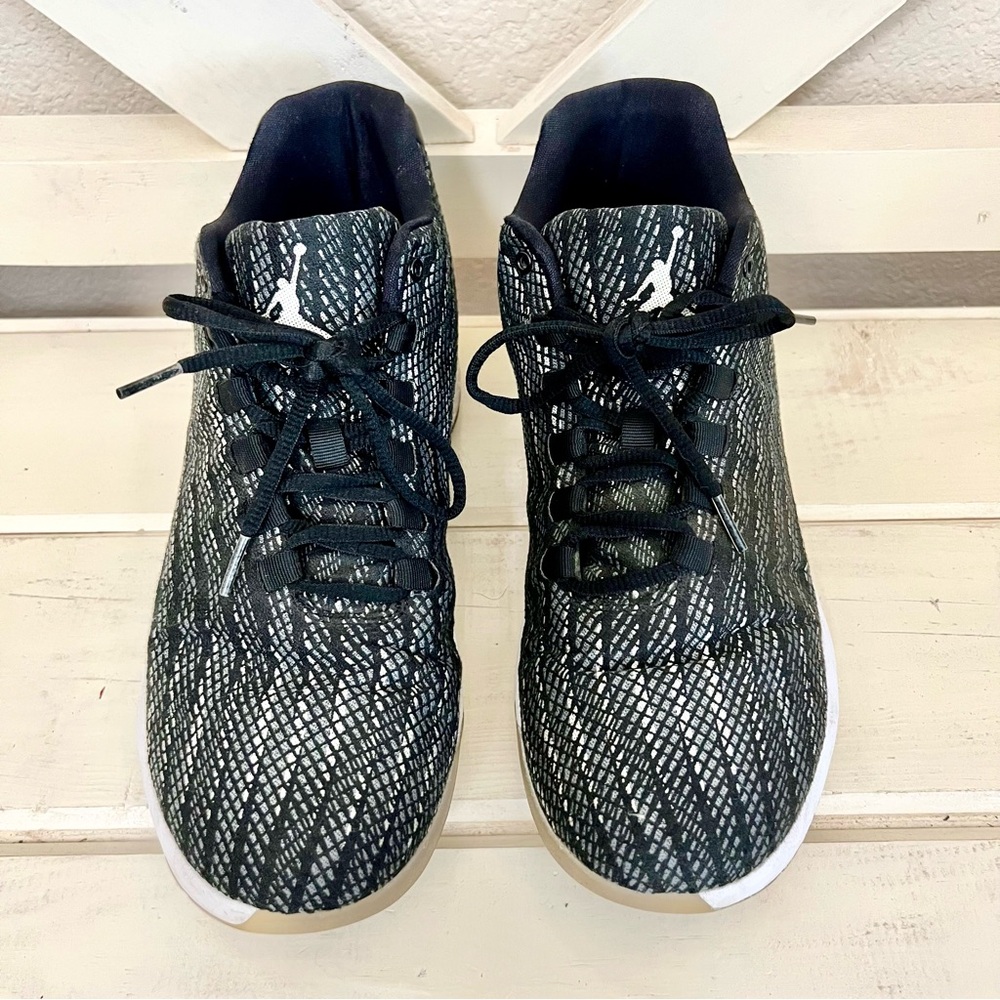 Nike Air Jordan B. Fly Knit Men's Basketball  Shoes Size 10.5 881444-010